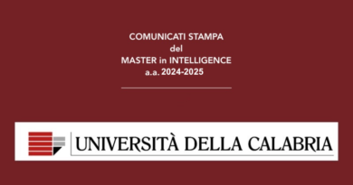 INTELLIGENCE, FRANCO GABRIELLI AL MASTER DELL’UNIVERSITÀ DELLA CALABRIA: “OCCORRE SVILUPPARE UN’INTELLIGENCE CULTURALMENTE AUTONOMA DAGLI ALTRI POTERI”